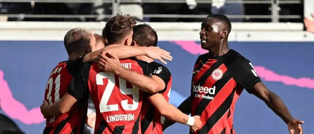 soi-keo-frankfurt-vs-aston-villa-min_11zon